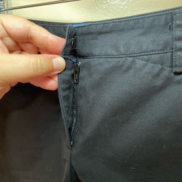 ✨SimplyVera Vera Wang Black Shorts Size 4 - Picture 3 of 10